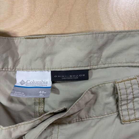 Columbia Men's Light Tan Cargo Shorts Omni Shade Sun Protection Outdoors 40 - Picture 3 of 9